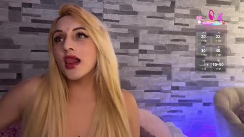 angela online show from November 4, 2025, 1:59 am