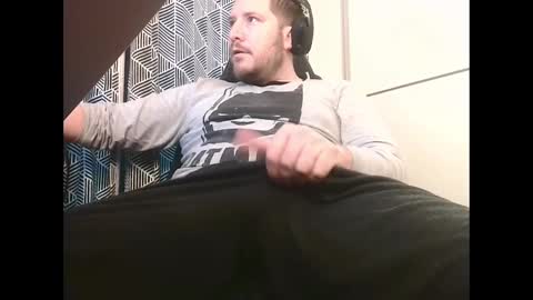 bigbroly88 online show from March 8, 2025, 6:32 am