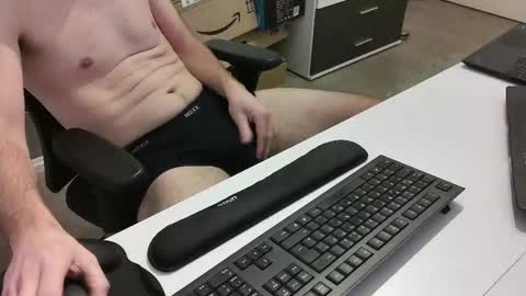 big_tobi_1 online show from December 15, 2025, 7:12 am