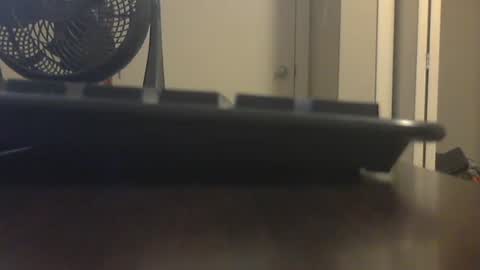 Snapshot of bigasahorse2101 chatting on April 6, 2026, 12:39 pm Bigasahorse2101 online show from April 6, 2026, 12:39 pm