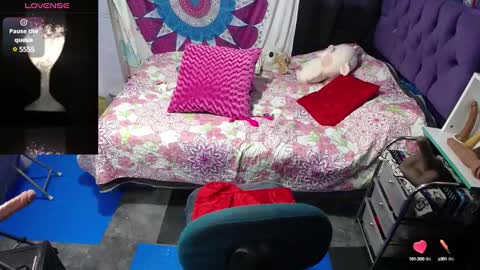 bigassruby45 online show from March 7, 2025, 9:48 pm