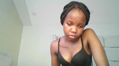 bigbaby004 online show from September 13, 2025, 1:33 pm