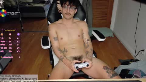 Asta online show from November 3, 2025, 5:42 am