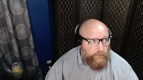BigBear4Cuddles online show from June 23, 2026, 2:09 am