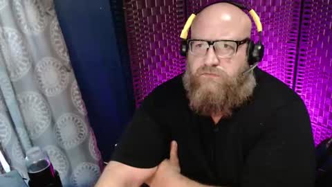 BigBear4Cuddles online show from July 31, 2026, 11:15 pm