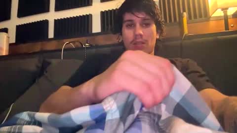 bigben281330 online show from January 5, 2026, 10:13 pm