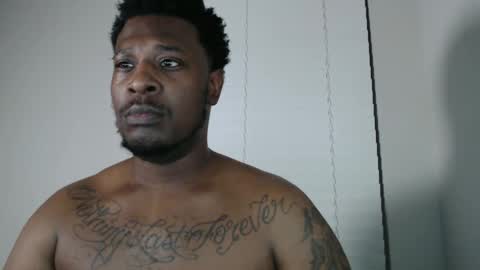 bigblack004 online show from January 12, 2025, 2:03 am