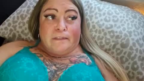 Tiffany online show from January 21, 2025, 11:55 pm