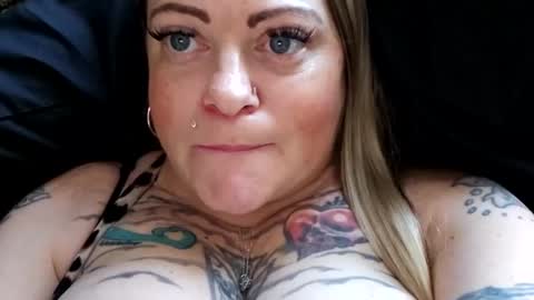 Tiffany online show from March 9, 2025, 10:30 pm