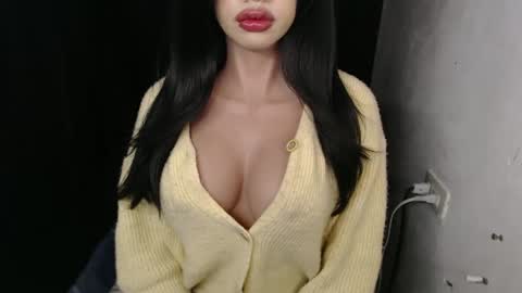 Jen online show from March 3, 2026, 6:08 am