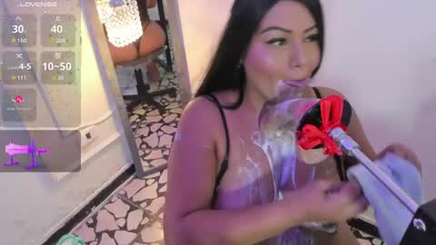 VIOLETA online show from July 21, 2026, 9:28 pm
