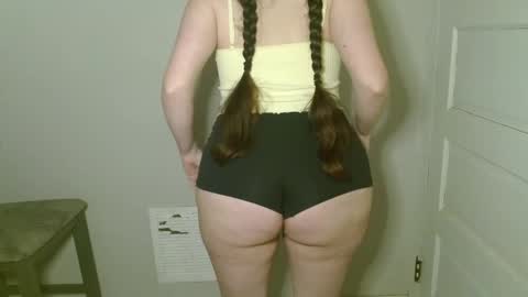 Isabella online show from January 11, 2026, 9:14 am