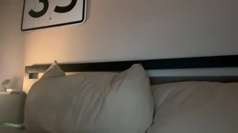 Snapshot of bigbootyburger1 chatting on February 3, 2026, 5:16 am bigbootyburger1 online show from February 3, 2026, 5:16 am