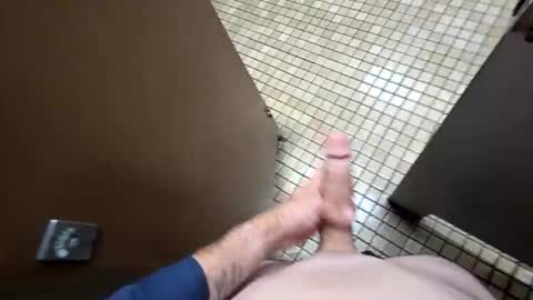 Snapshot of bigboy425974 chatting on February 3, 2026, 6:11 am bigboy425974 online show from February 3, 2026, 6:11 am