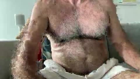 big bush online show from December 21, 2025, 12:40 am