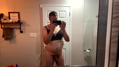 Snapshot of bigcam3cummins chatting on February 4, 2025, 3:00 am bigcam3cummins online show from February 4, 2025, 3:00 am