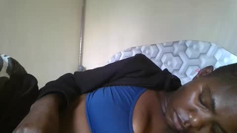 bigclit030 online show from April 18, 2026, 9:13 am