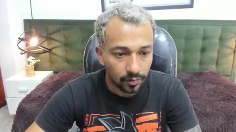 Snapshot of bigcock_hair chatting on September 18, 2025, 10:01 pm bigcock_hair online show from September 18, 2025, 10:01 pm