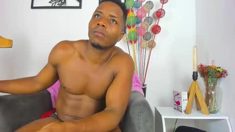 sexy muscle online show from January 23, 2025, 7:32 am