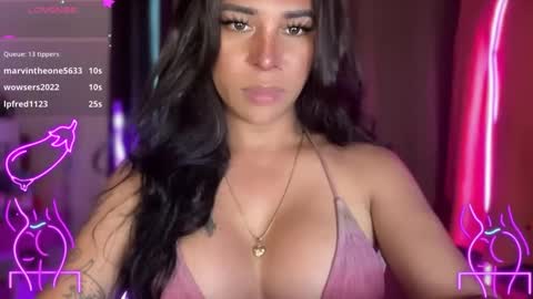 queen amanda online show from November 9, 2025, 5:50 am