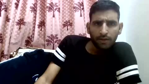 akash online show from October 3, 2025, 3:53 pm