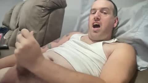 bigcocksuckingslut online show from December 23, 2024, 4:17 pm