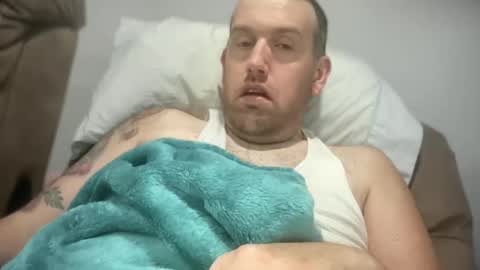 bigcocksuckingslut online show from December 30, 2024, 7:32 pm