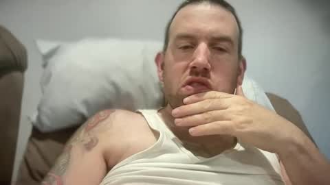 bigcocksuckingslut online show from December 31, 2024, 1:19 pm