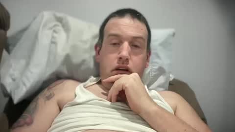 bigcocksuckingslut online show from January 25, 2025, 1:43 am