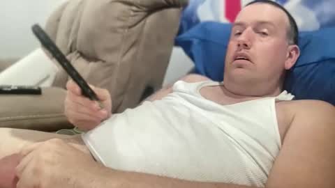 bigcocksuckingslut online show from March 31, 2026, 8:53 pm