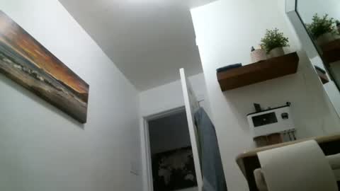 bg online show from January 1, 2025, 1:37 pm