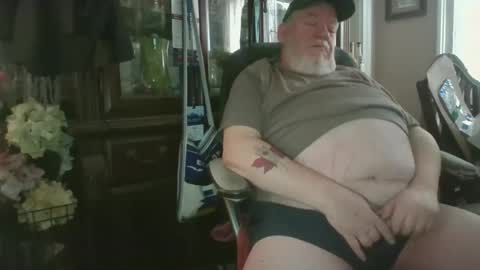 BigDaddyBear online show from February 21, 2026, 5:25 pm