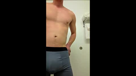 Snapshot of bigdaddyfox16 chatting on March 14, 2026, 11:10 pm bigdaddyfox16 online show from March 14, 2026, 11:10 pm