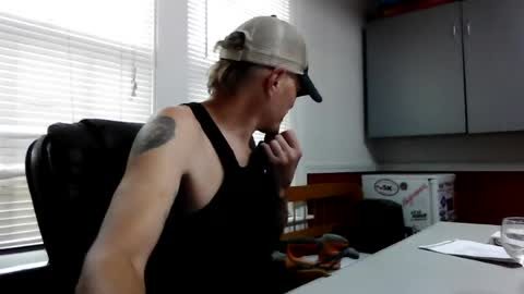 Snapshot of bigdickdaddy7201979564868 chatting on June 27, 2026, 10:59 pm bigdickdaddy7201979564868 online show from June 27, 2026, 10:59 pm