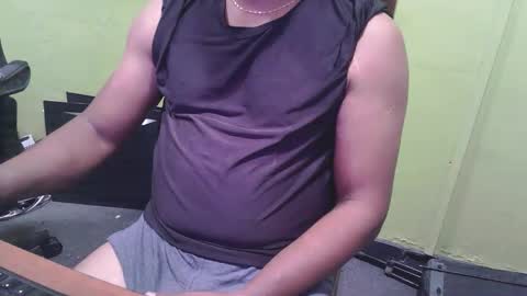Snapshot of bigdickguyaux chatting on May 11, 2026, 6:38 pm bigdickguyaux online show from May 11, 2026, 6:38 pm