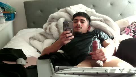 bigdickjoey1995 online show from January 8, 2025, 8:50 pm