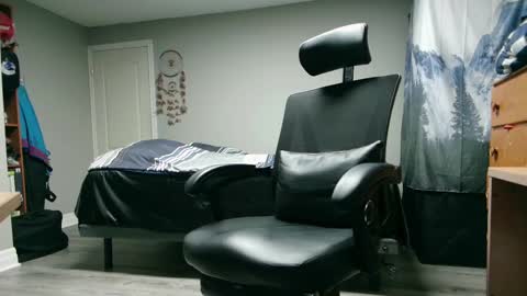 George Forest Dickyduby on all Socials online show from March 6, 2025, 3:57 am