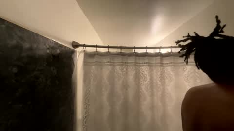 bigdinca online show from March 22, 2026, 2:26 am