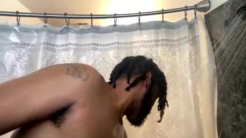 bigdinca online show from April 1, 2026, 5:32 pm