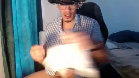 BigDragonBoy online show from April 18, 2026, 8:09 pm