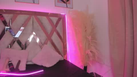 Lucy and Fred online show from February 12, 2025, 8:07 pm