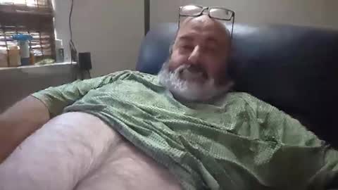 Snapshot of bigfuzzyteddybear chatting on May 13, 2026, 4:59 pm bigfuzzyteddybear online show from May 13, 2026, 4:59 pm