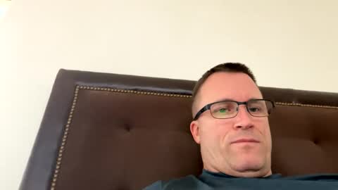 Snapshot of bigger22332233 chatting on December 2, 2024, 4:09 pm bigger22332233 online show from December 2, 2024, 4:09 pm