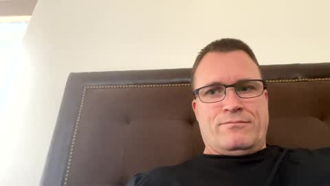 Snapshot of bigger22332233 chatting on December 3, 2024, 7:44 pm bigger22332233 online show from December 3, 2024, 7:44 pm