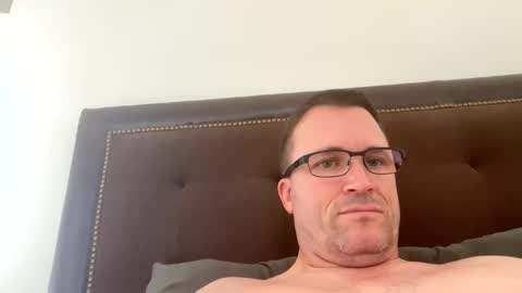 Snapshot of bigger22332233 chatting on December 11, 2024, 6:42 pm bigger22332233 online show from December 11, 2024, 6:42 pm