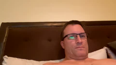 Snapshot of bigger22332233 chatting on December 23, 2024, 1:08 am bigger22332233 online show from December 23, 2024, 1:08 am