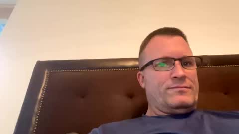 Snapshot of bigger22332233 chatting on January 4, 2025, 11:48 pm bigger22332233 online show from January 4, 2025, 11:48 pm