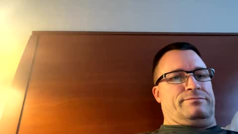 Snapshot of bigger22332233 chatting on February 21, 2025, 1:00 am bigger22332233 online show from February 21, 2025, 1:00 am