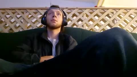 Snapshot of biggestboiiii chatting on March 11, 2025, 10:07 am biggestboiiii online show from March 11, 2025, 10:07 am