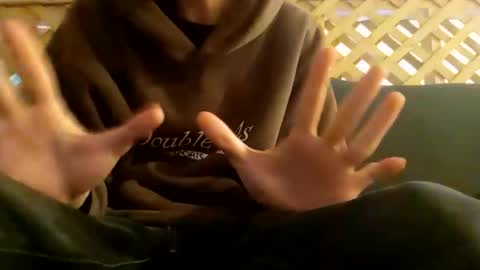 biggestboiiii online show from February 10, 2026, 5:39 pm